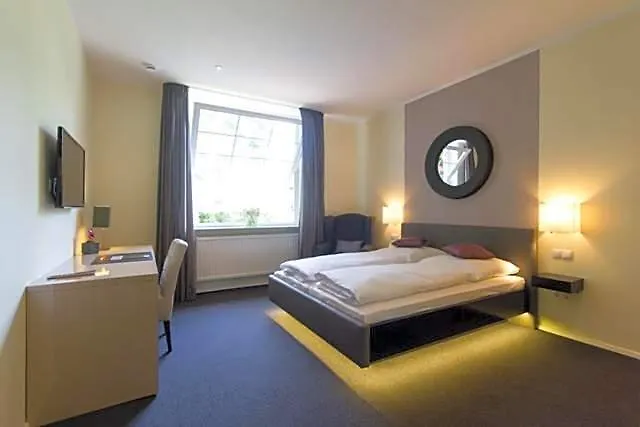 Die Villa-1